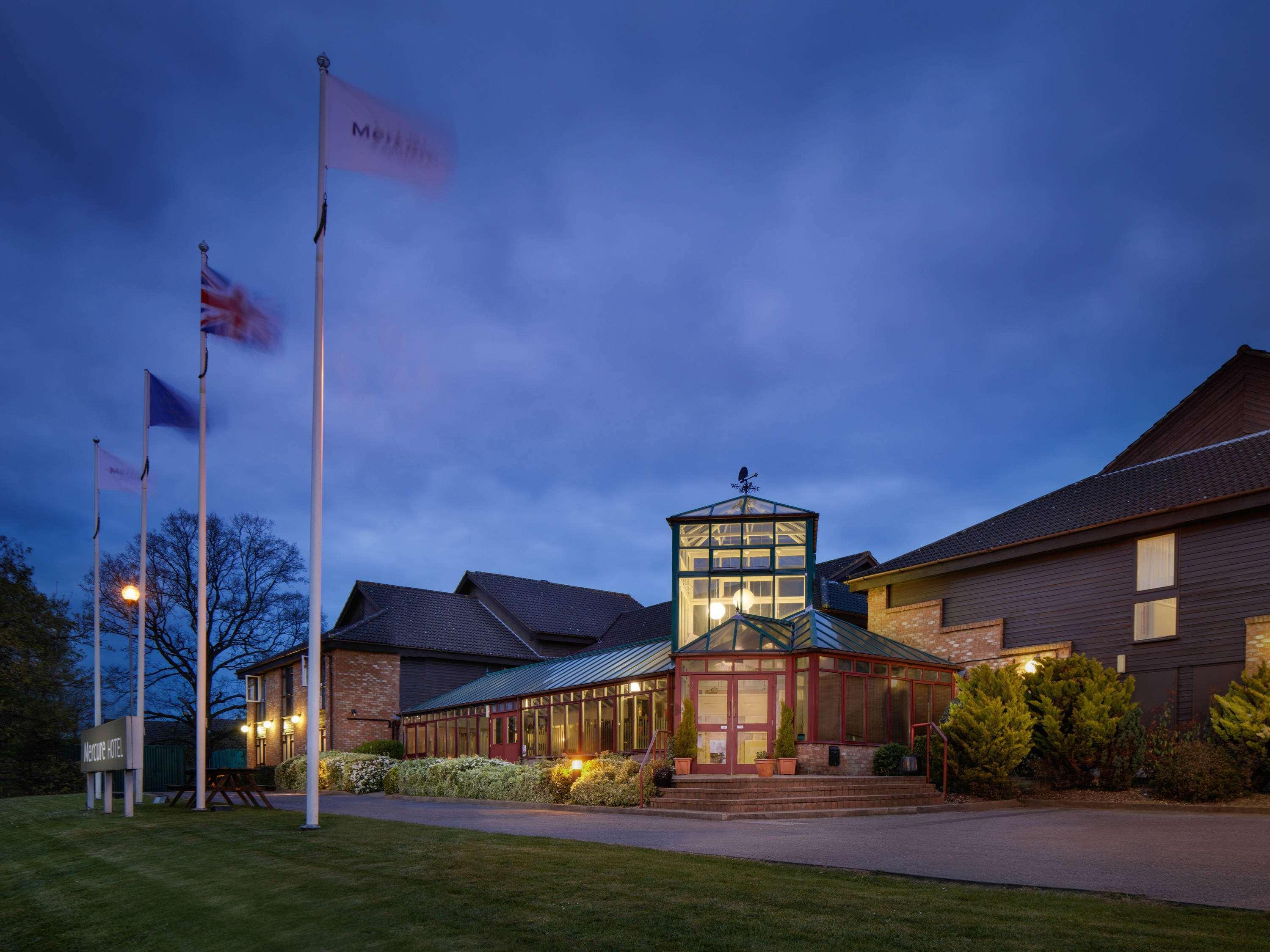 Mercure Hatfield Oak Hotel Extérieur photo