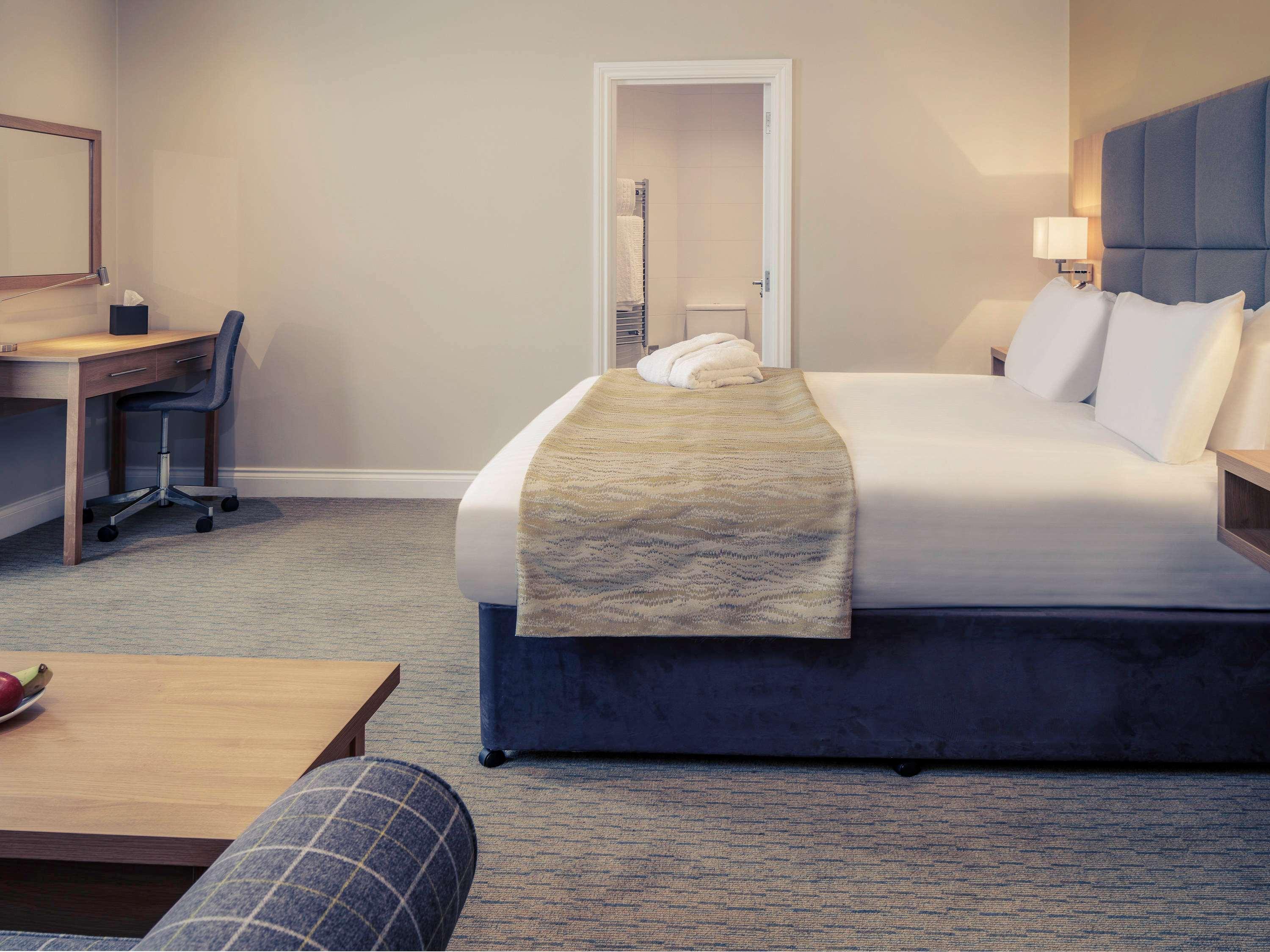 Mercure Hatfield Oak Hotel Extérieur photo