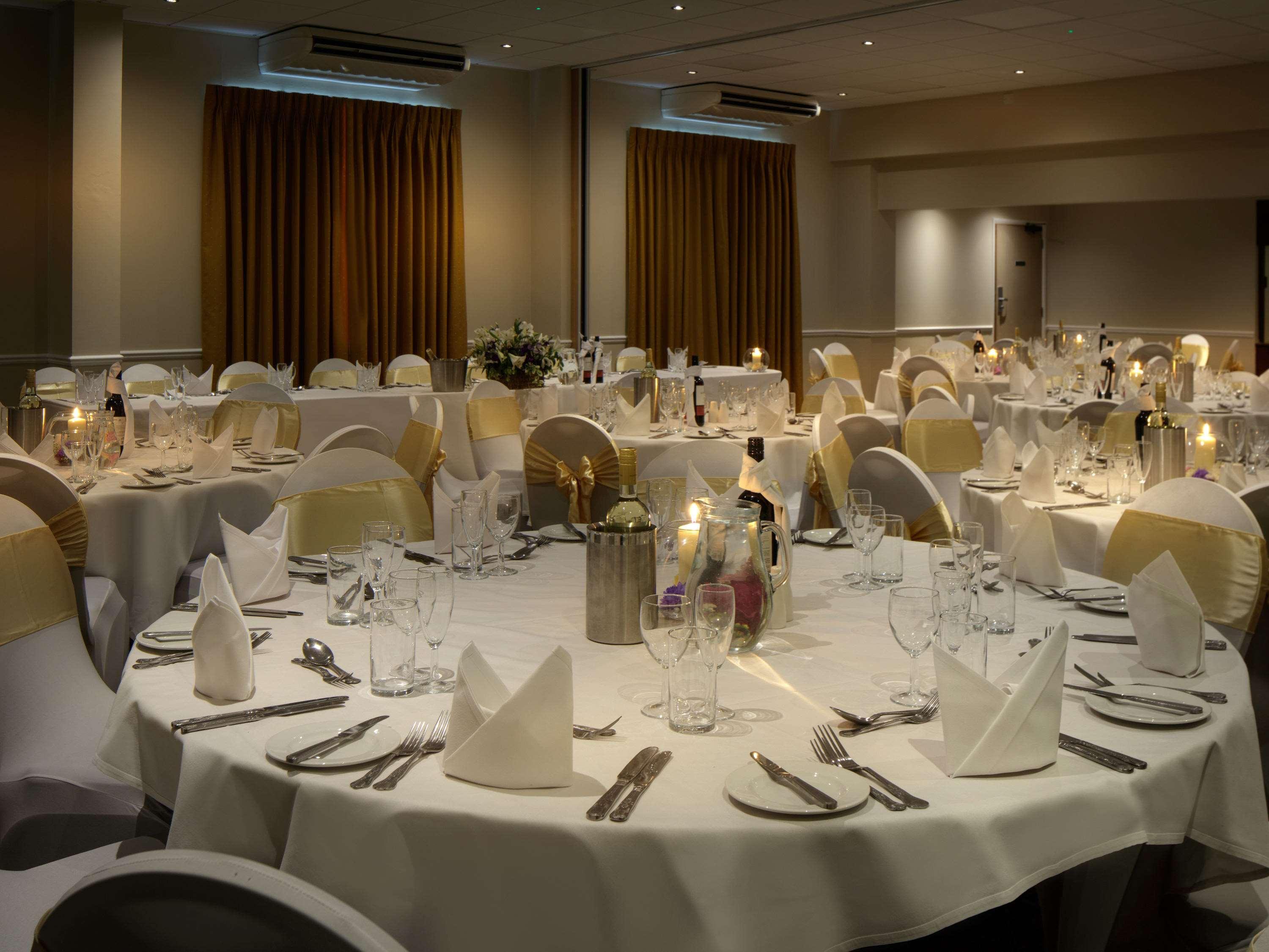 Mercure Hatfield Oak Hotel Extérieur photo
