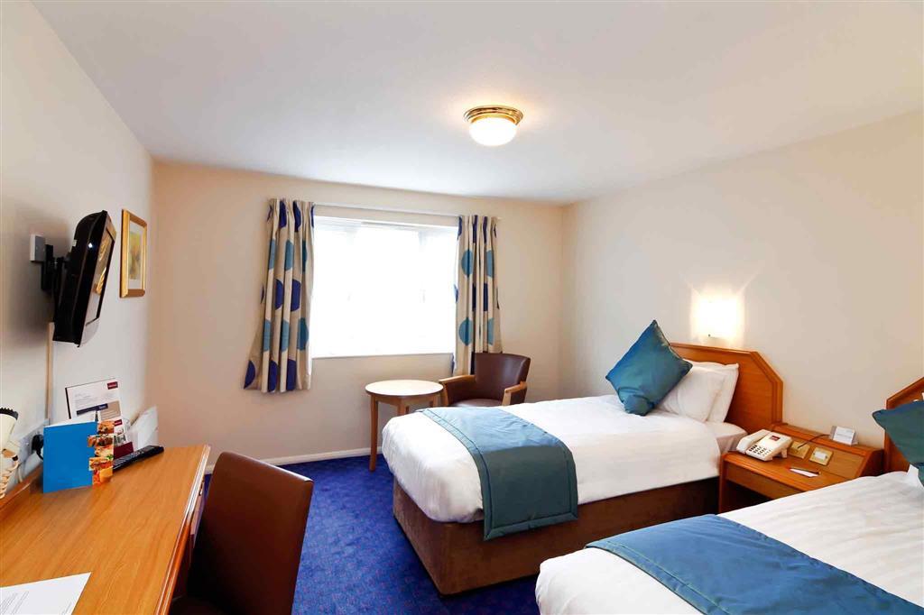 Mercure Hatfield Oak Hotel Extérieur photo